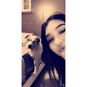 Meet your Posher, Perla